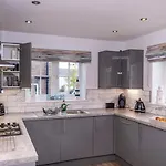 Rockpool At The Bay Village Filey, 3 Bed Sleeps 6 Dog Friendly, Free Leisure Facilities, Direct Access, Pub & Shop Filey